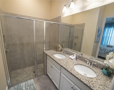 159 Captiva Drive - Photo Thumbnail 7