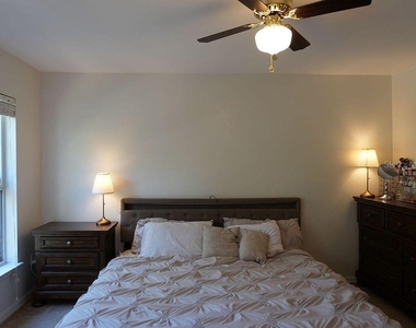 1004 Waterside Drive - Photo Thumbnail 42