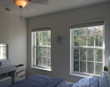1004 Waterside Drive - Photo Thumbnail 43