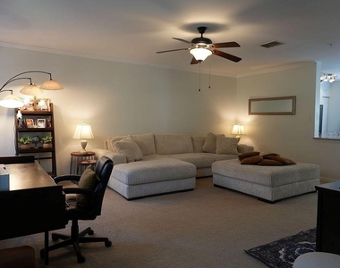 1004 Waterside Drive - Photo Thumbnail 9