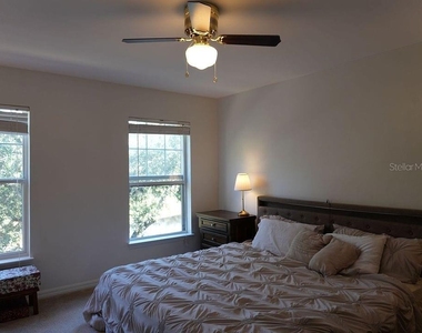 1004 Waterside Drive - Photo Thumbnail 33