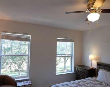 1004 Waterside Drive - Photo Thumbnail 17
