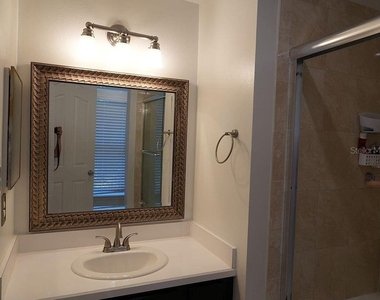 1004 Waterside Drive - Photo Thumbnail 38