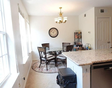 1004 Waterside Drive - Photo Thumbnail 11