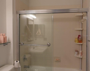 1004 Waterside Drive - Photo Thumbnail 25