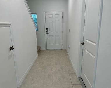 3037 Canary Avenue - Photo Thumbnail 8
