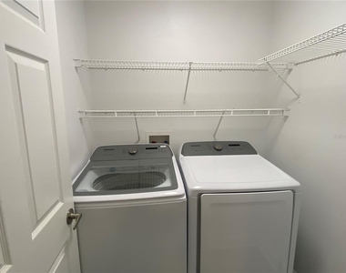 10264 Oak Crest Road - Photo Thumbnail 25