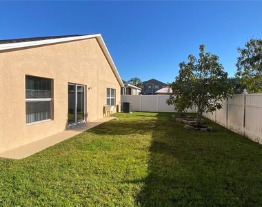 10264 Oak Crest Road - Photo Thumbnail 27