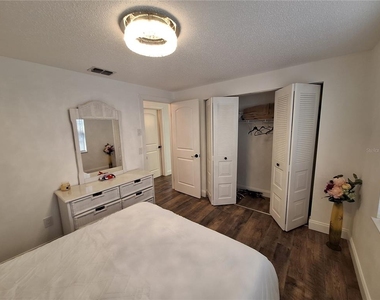 4022 Beaver Lane - Photo Thumbnail 15