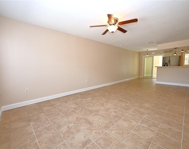 349 E Market Square - Photo Thumbnail 11