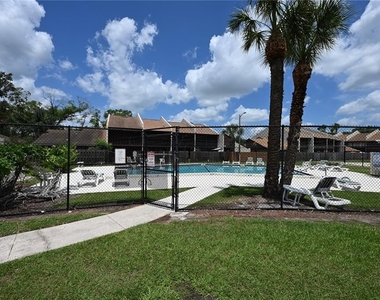 349 E Market Square - Photo Thumbnail 35