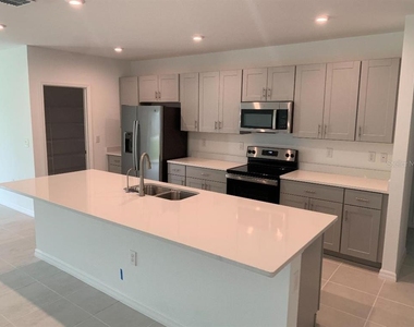 5586 Tranquila Lane - Photo Thumbnail 4