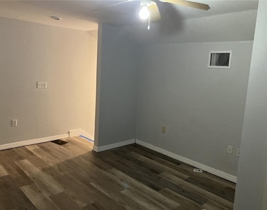 5527 Gaur Lane - Photo Thumbnail 6