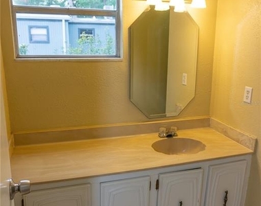603 Sw 75th Street - Photo Thumbnail 17