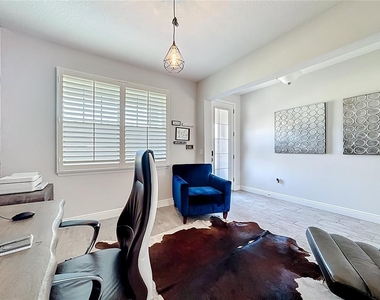 2501 Sky Stone Court - Photo Thumbnail 3