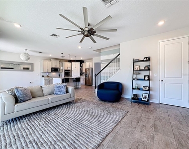 2501 Sky Stone Court - Photo Thumbnail 10