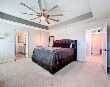 2501 Sky Stone Court - Photo Thumbnail 17