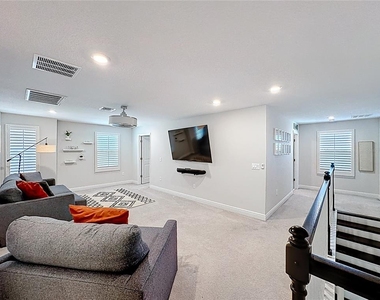 2501 Sky Stone Court - Photo Thumbnail 12