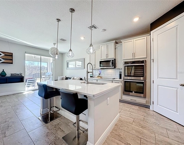 2501 Sky Stone Court - Photo Thumbnail 5