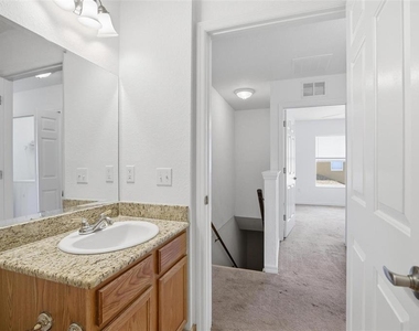 4600 E Moody Boulevard - Photo Thumbnail 35