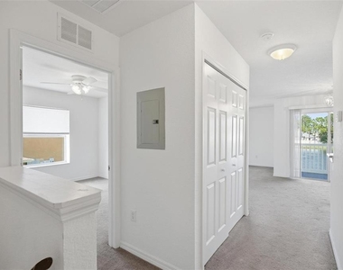 4600 E Moody Boulevard - Photo Thumbnail 5