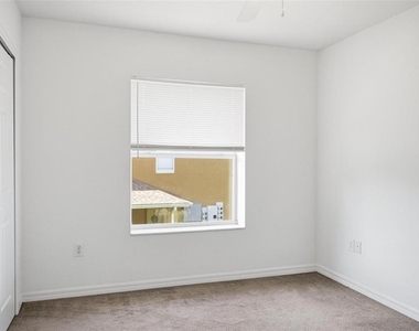 4600 E Moody Boulevard - Photo Thumbnail 32