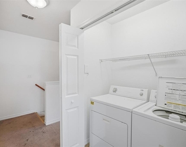 4600 E Moody Boulevard - Photo Thumbnail 30