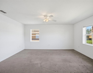 4600 E Moody Boulevard - Photo Thumbnail 19