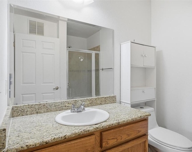 4600 E Moody Boulevard - Photo Thumbnail 27