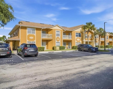 4600 E Moody Boulevard - Photo Thumbnail 1