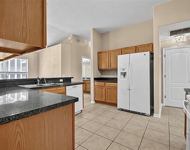 132 Berkshire Lane - Photo Thumbnail 35