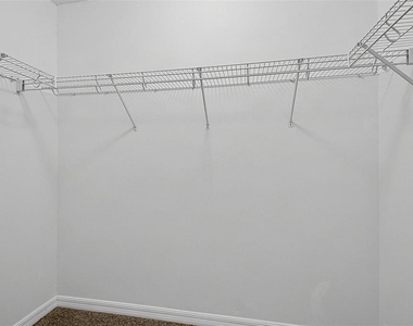 132 Berkshire Lane - Photo Thumbnail 27
