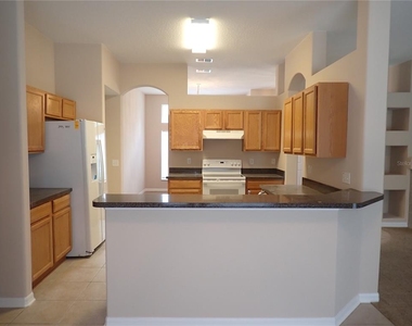 132 Berkshire Lane - Photo Thumbnail 1