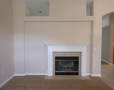 132 Berkshire Lane - Photo Thumbnail 9
