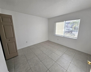25050 Sandhill Boulevard - Photo Thumbnail 20