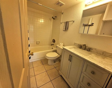 25050 Sandhill Boulevard - Photo Thumbnail 13