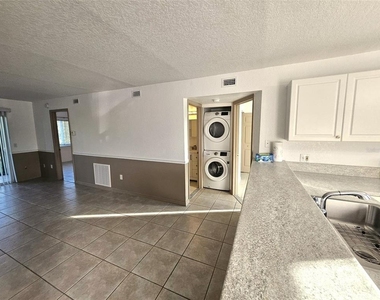 25050 Sandhill Boulevard - Photo Thumbnail 5