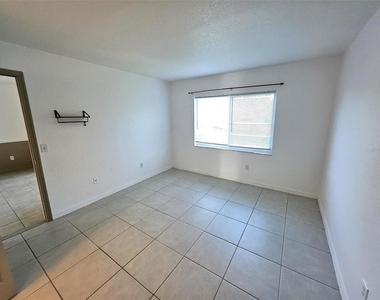 25050 Sandhill Boulevard - Photo Thumbnail 9