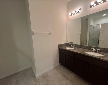 354 Albatross Road - Photo Thumbnail 16
