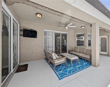 4414 67th Avenue Circle E - Photo Thumbnail 4
