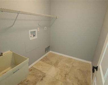 13 Seaward Circle - Photo Thumbnail 21