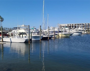 13 Seaward Circle - Photo Thumbnail 16