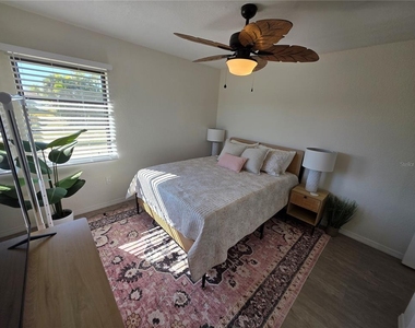 13 Seaward Circle - Photo Thumbnail 10