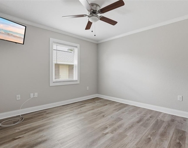 5207 86th Street Court W - Photo Thumbnail 19