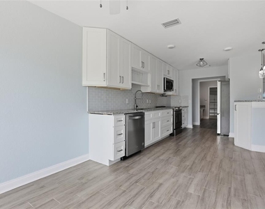 5207 86th Street Court W - Photo Thumbnail 12