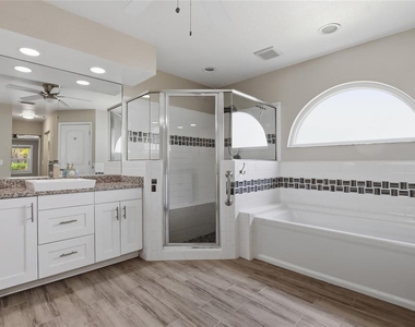 5207 86th Street Court W - Photo Thumbnail 17