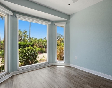 5207 86th Street Court W - Photo Thumbnail 11