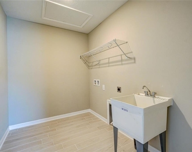 5512 Tripoli Drive - Photo Thumbnail 21
