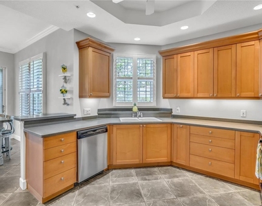 5204 Bouchard Circle - Photo Thumbnail 10