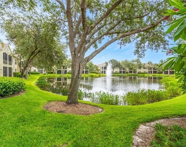 5204 Bouchard Circle - Photo Thumbnail 31